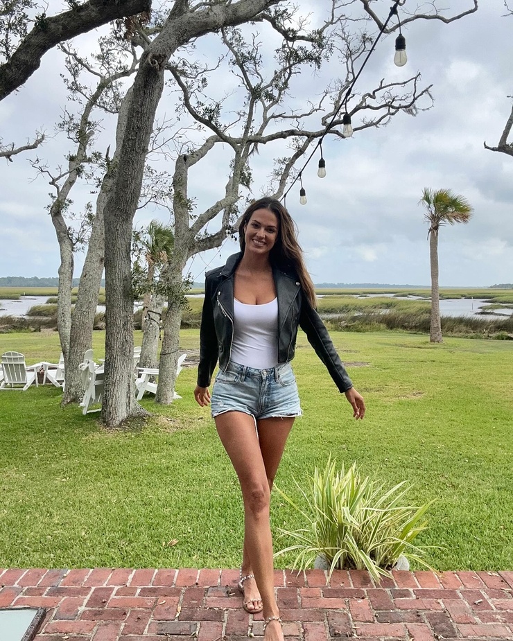 Rayla Jacunda