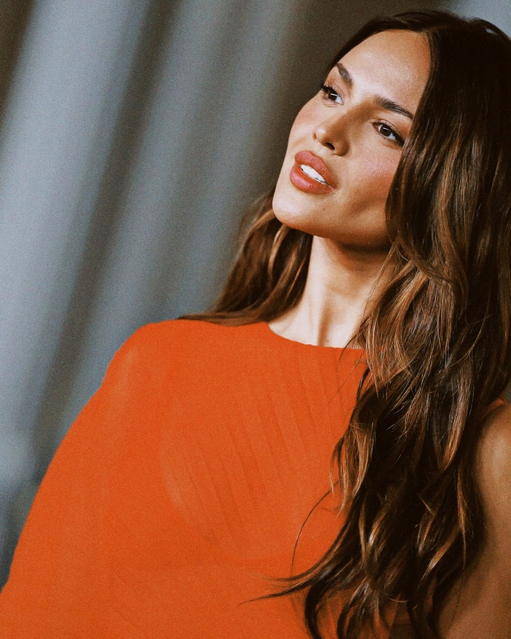 Eiza Gonzalez Eiza Gonzalez