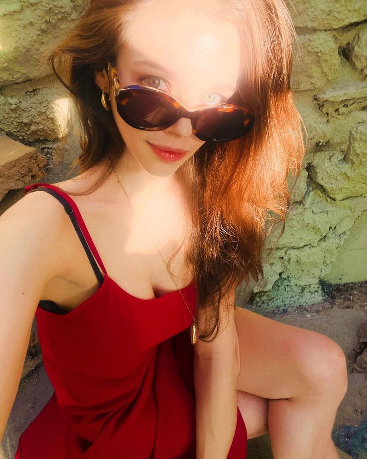 India Eisley India Eisley
