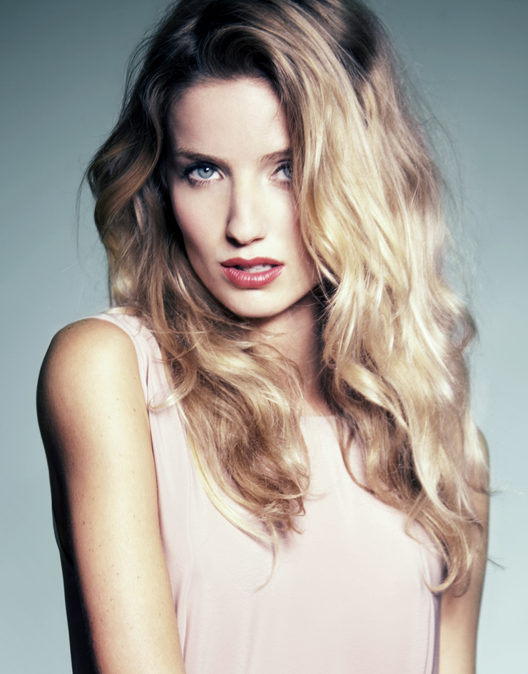 Annabelle Wallis Annabelle Wallis