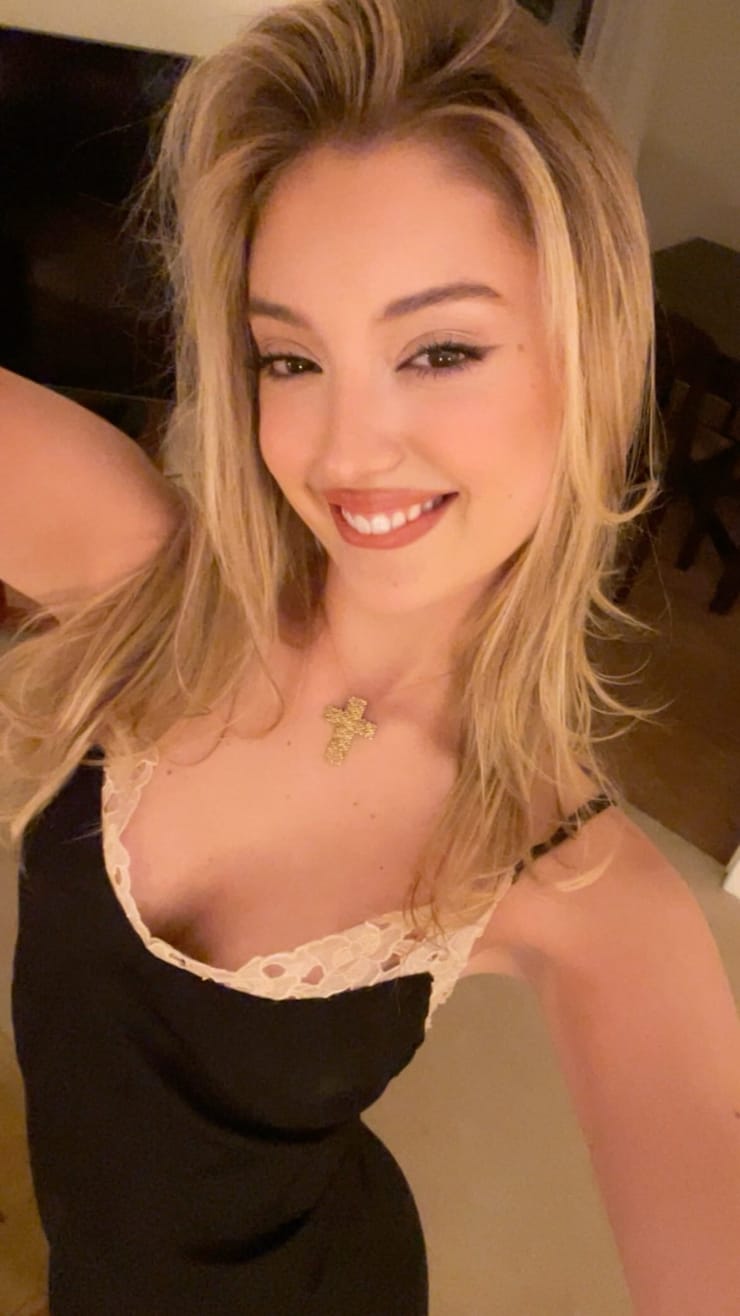 Bella Podaras