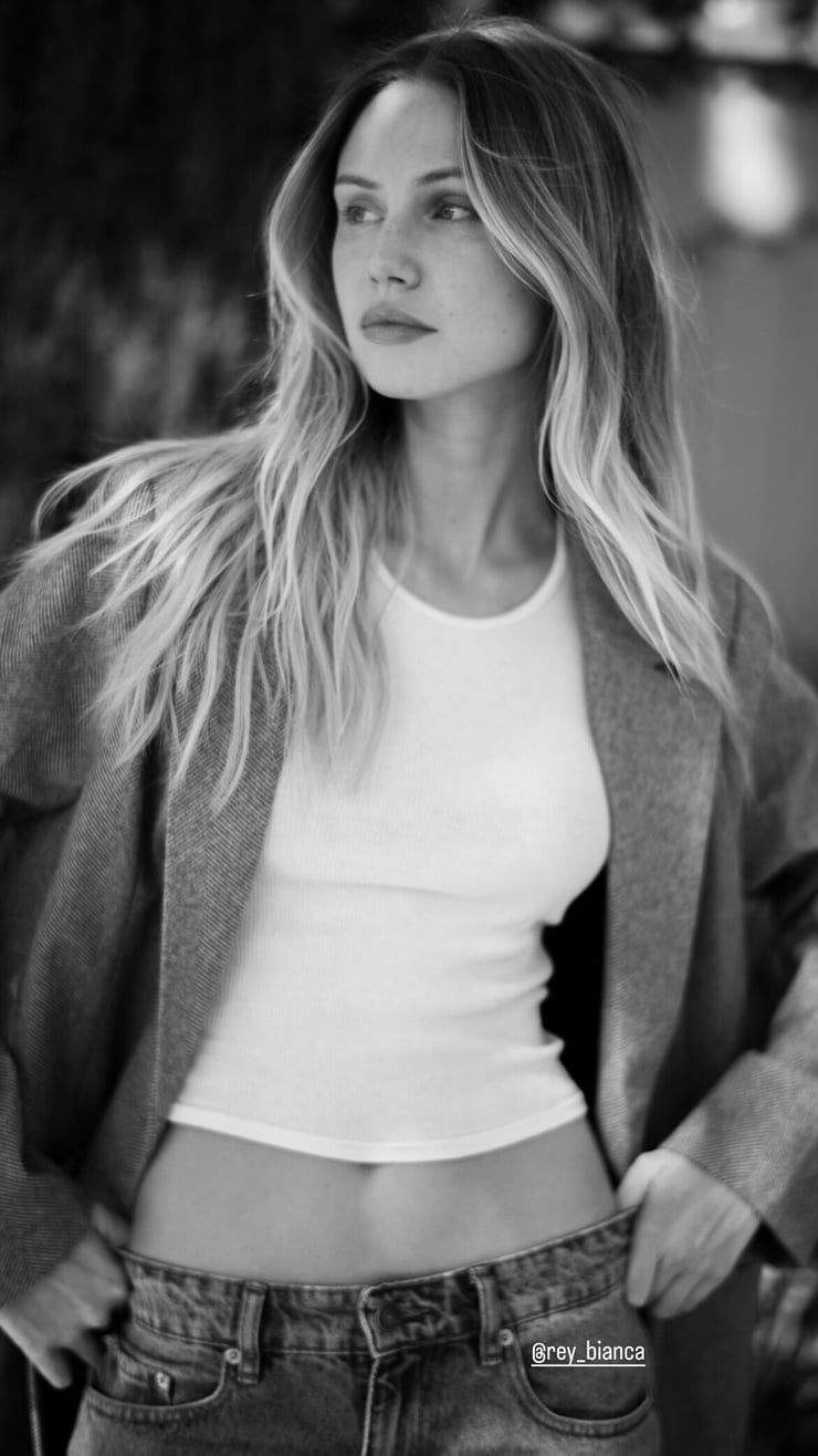 Scarlett Leithold Scarlett Leithold