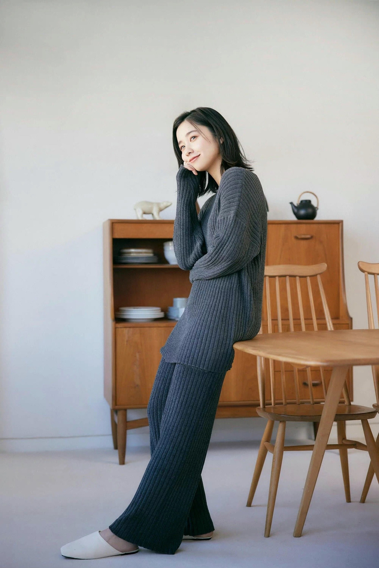 Mayu Hotta