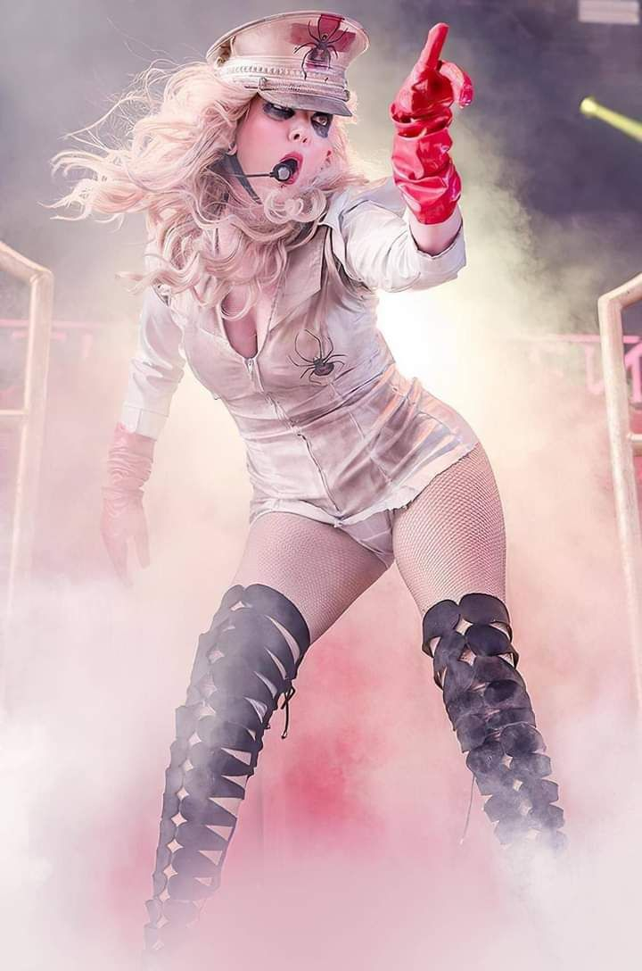 Maria Brink