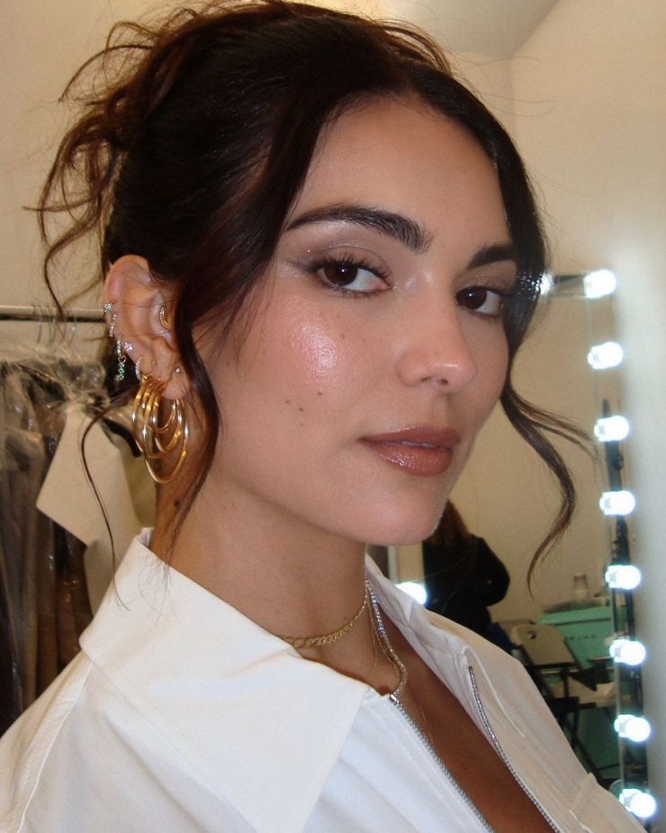 Picture of Kyra Santoro