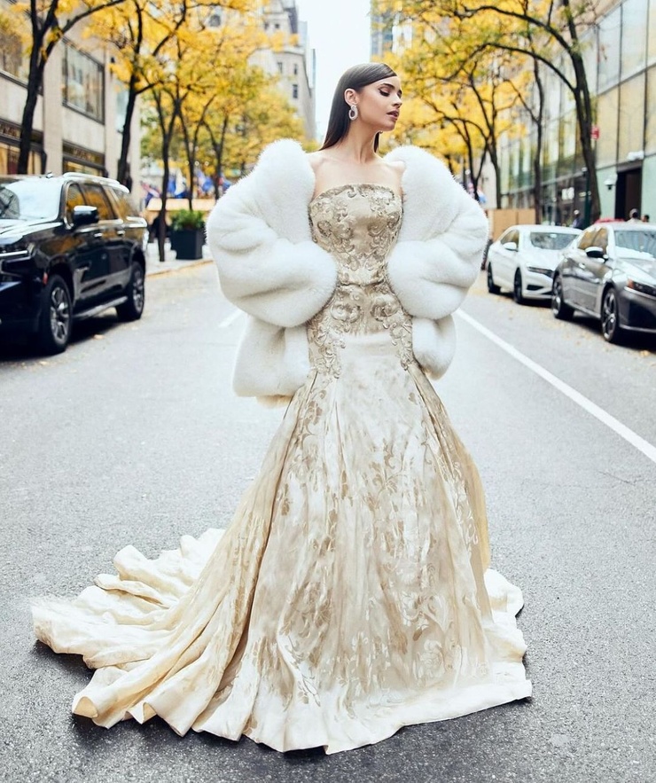 Sofia Carson