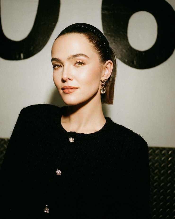 Zoey Deutch Zoey Deutch