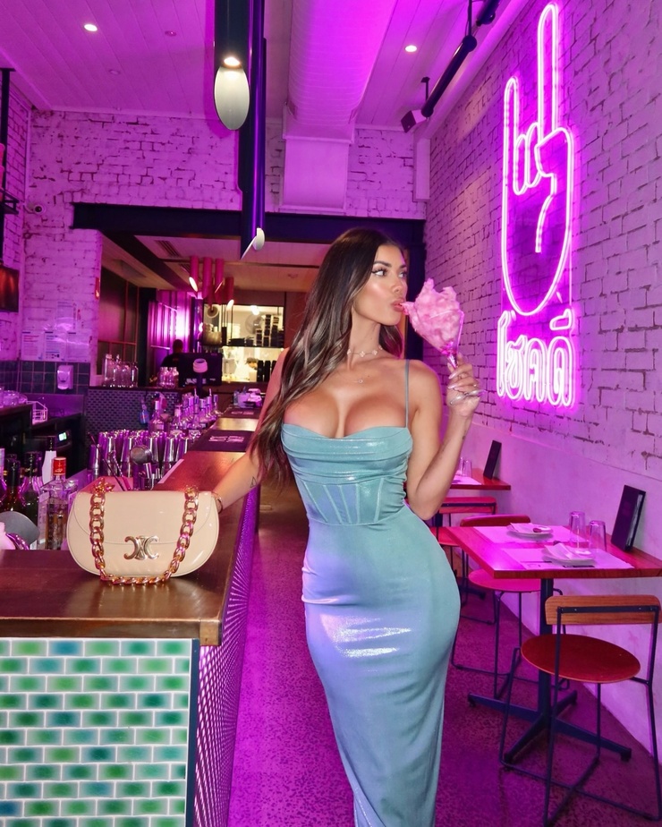 Tiffany Keller II