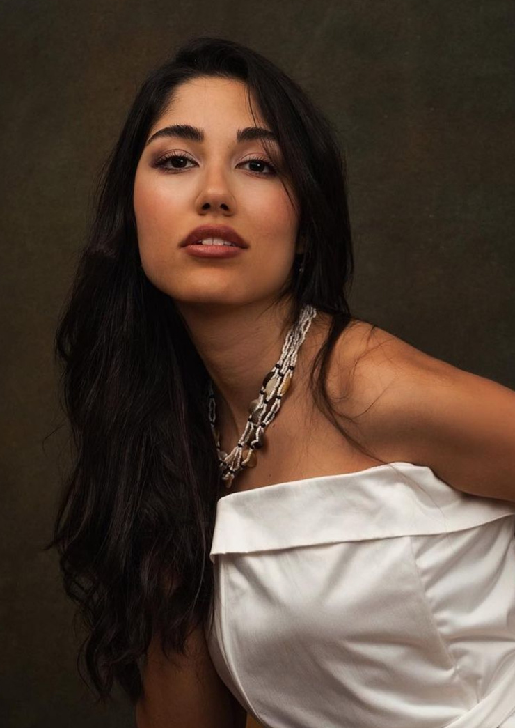 Ava Vahneshan