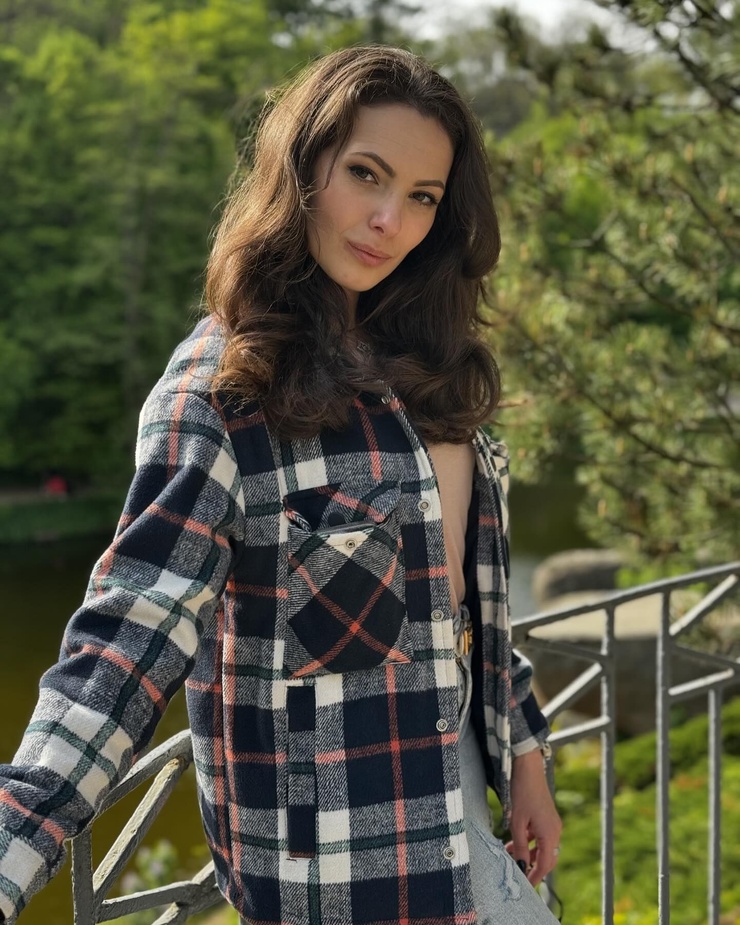 Elena Larina