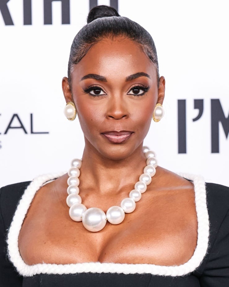 Nafessa Williams
