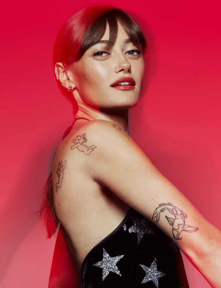 Ella Purnell Ella Purnell