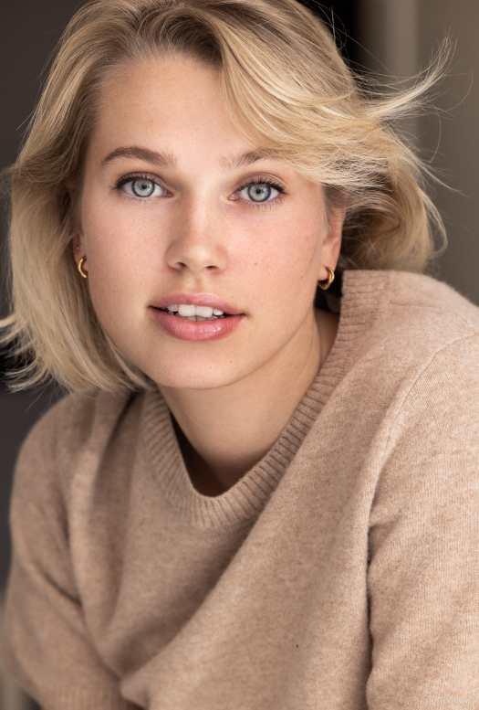 Thea Sofie Loch Næss Thea Sofie Loch Næss