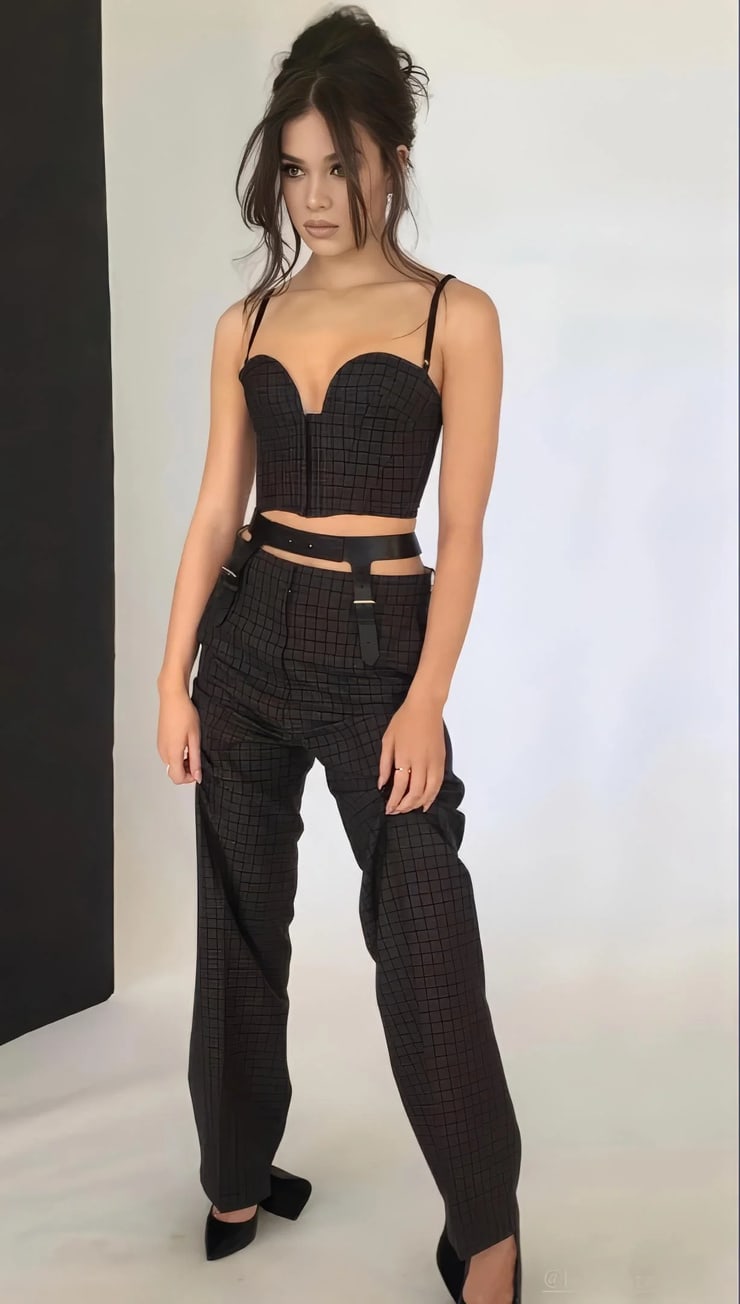 Hailee Steinfeld