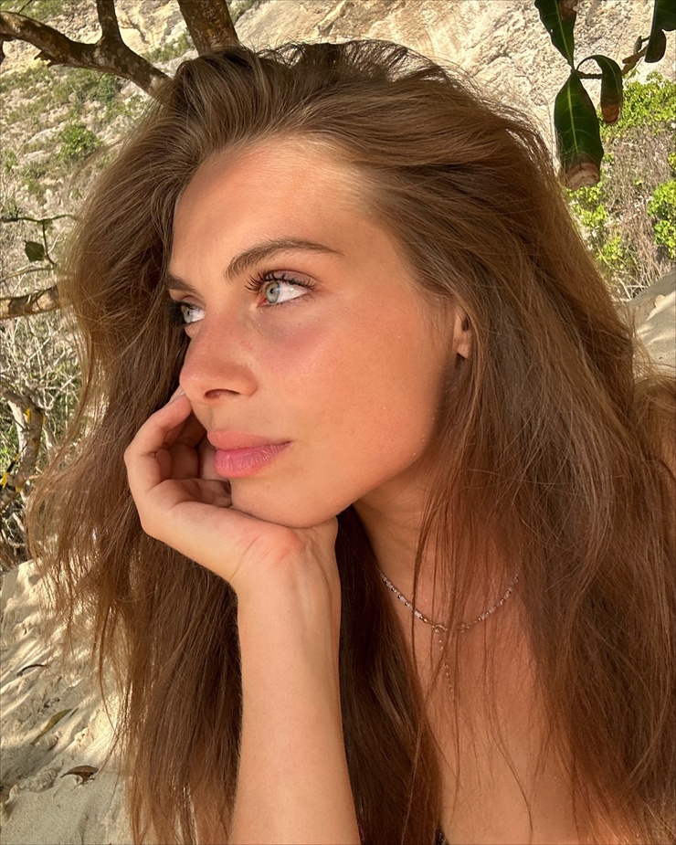 April Benayoum