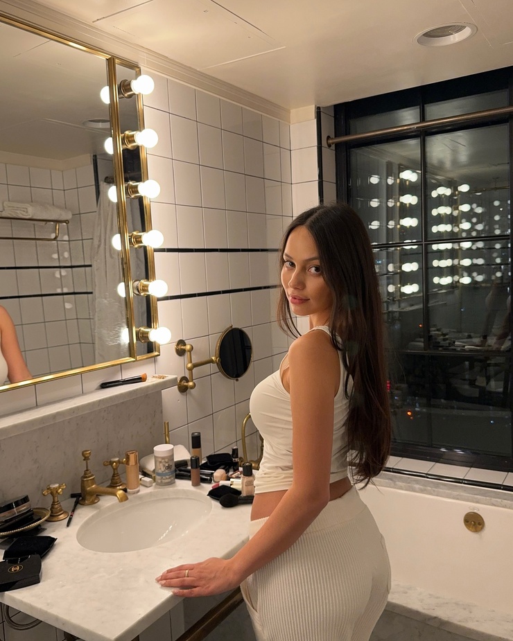 Fiona Barron Fiona Barron