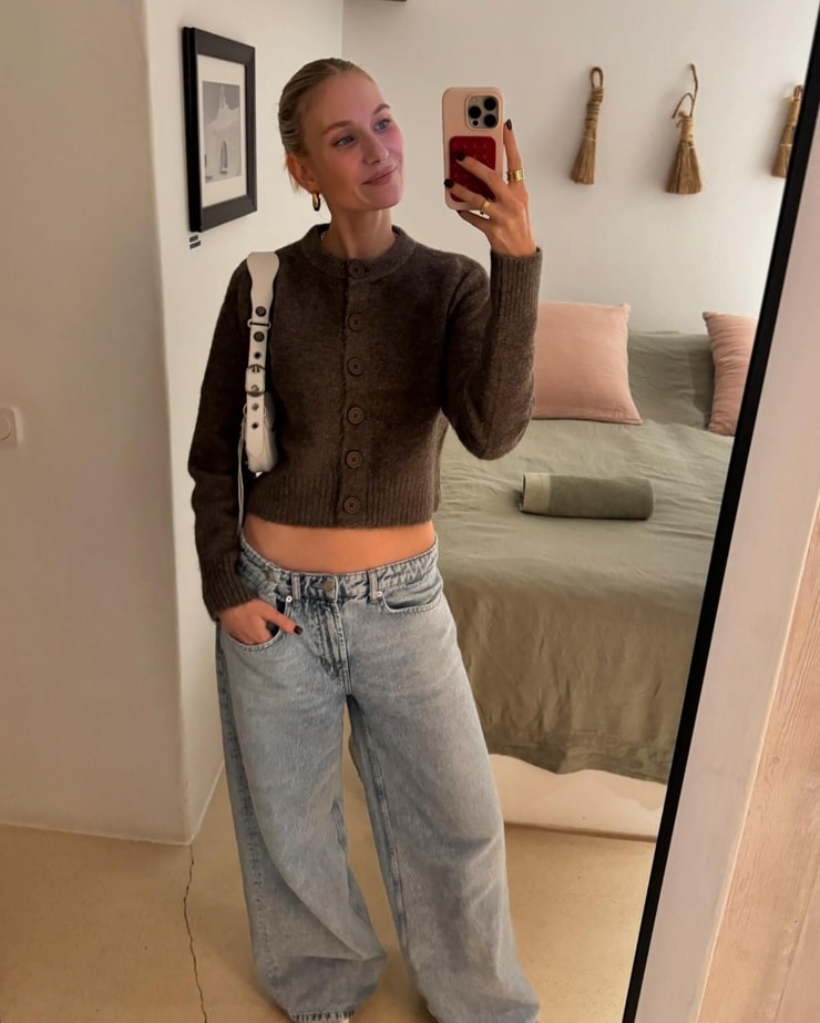 Carolin Niemczyk Carolin Niemczyk