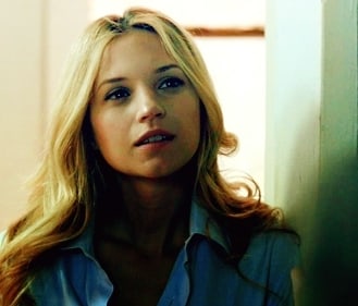 Vanessa Ray