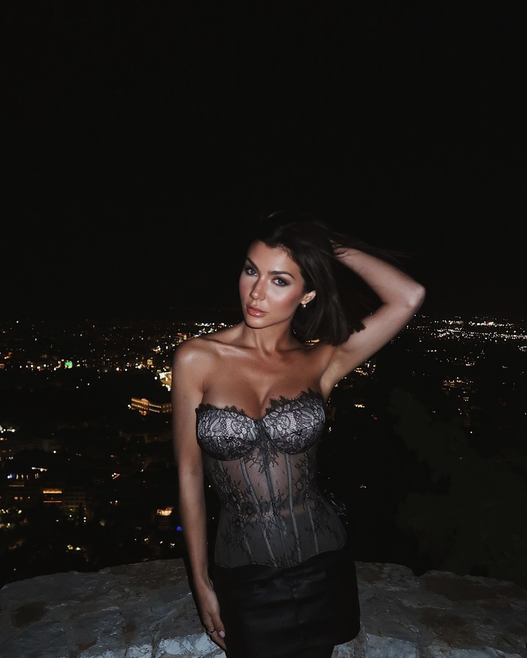 CATA FREER CATA FREER
