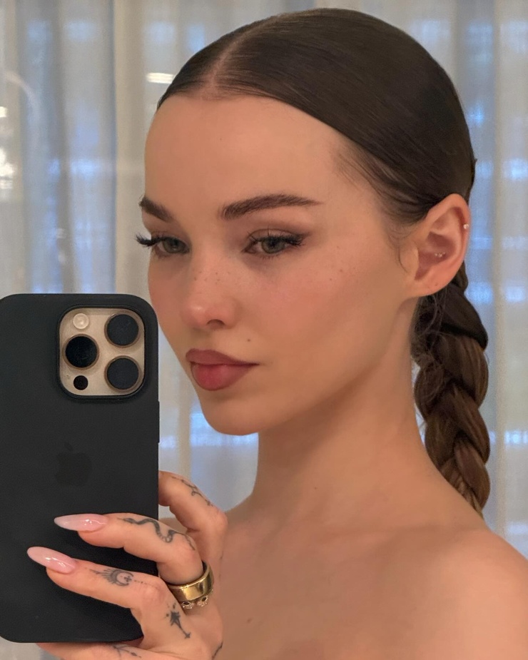 Dove Cameron