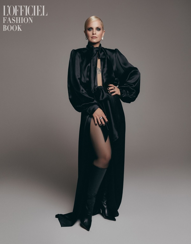 Mena Suvari Mena Suvari