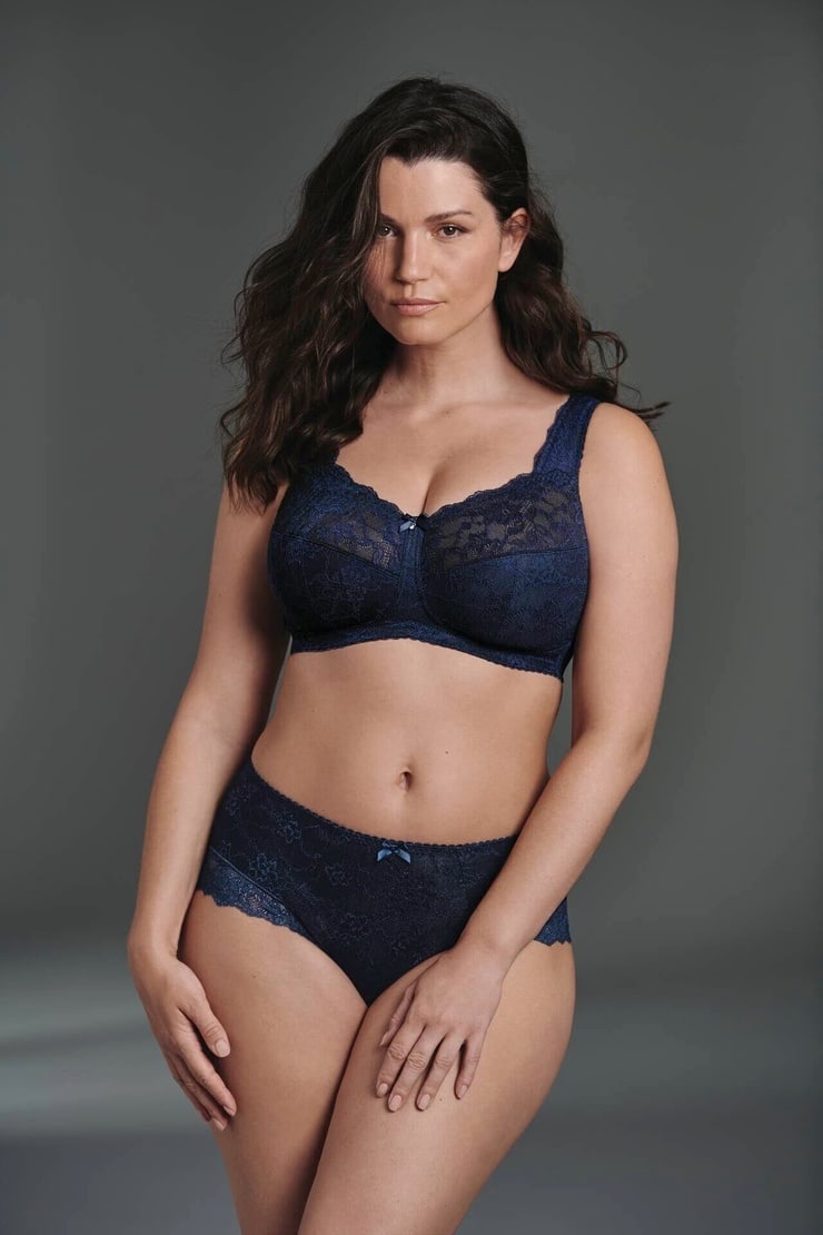 Sabrina Laport Sabrina Laport