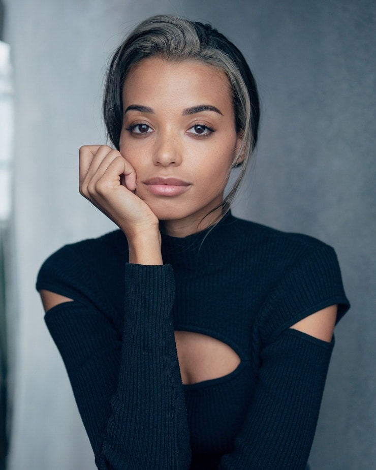 Ella Balinska