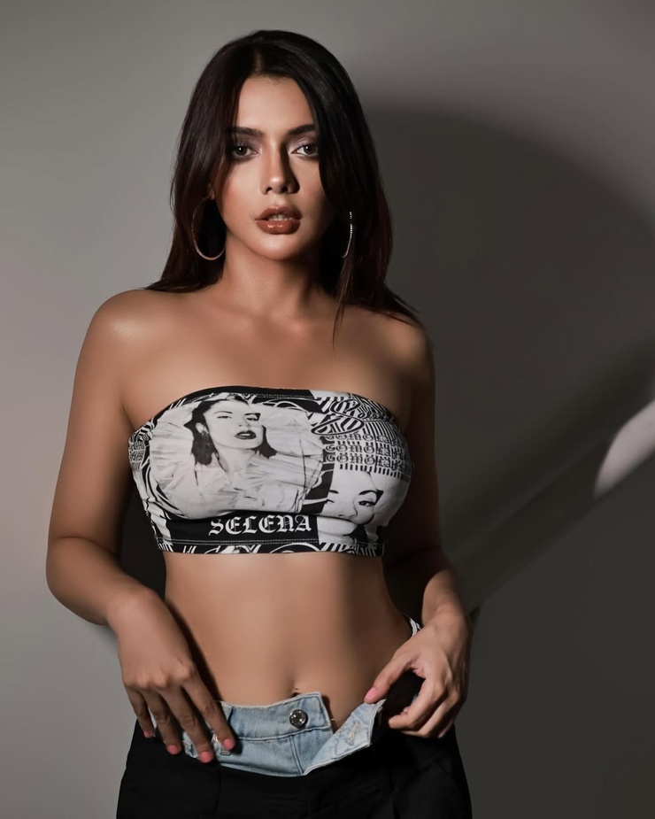 Ruhi Singh Ruhi Singh