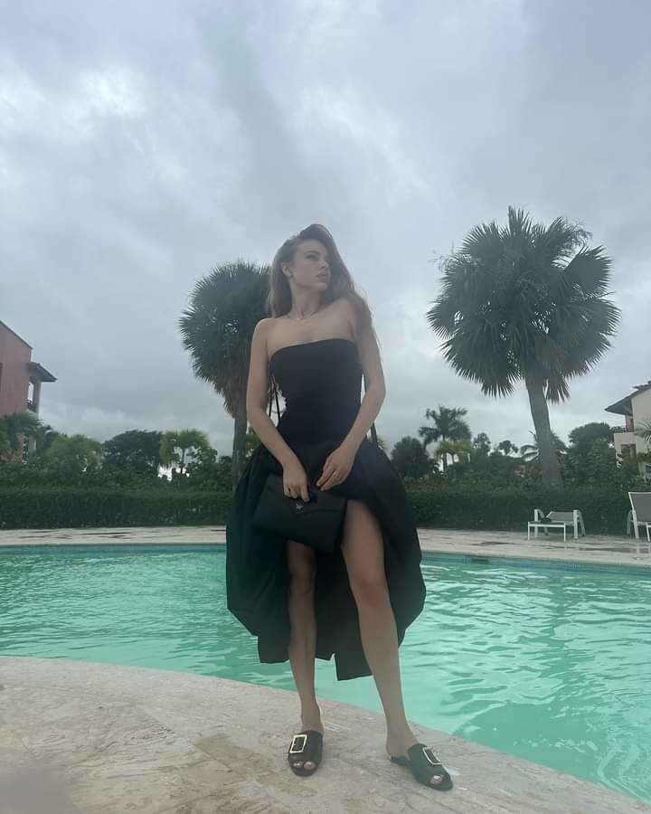 Xenia Tchoumitcheva Xenia Tchoumitcheva