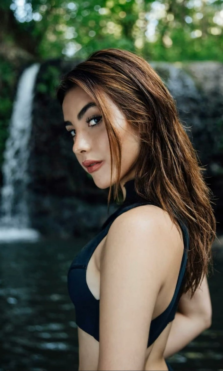 Andrea Botez