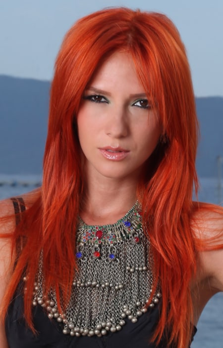 Adela Popescu Adela Popescu