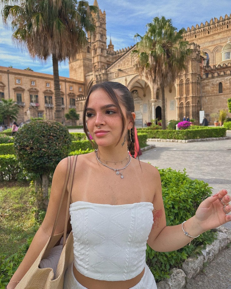 Mel Maia