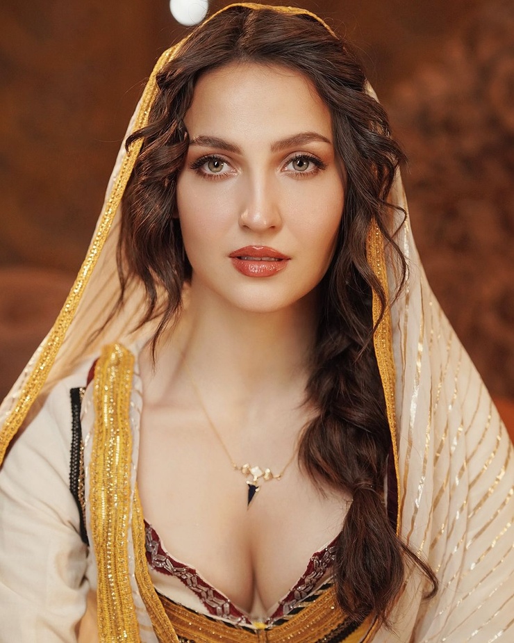 Elli Avram