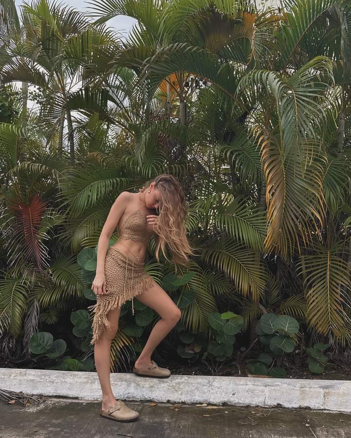 Xenia Tchoumitcheva Xenia Tchoumitcheva