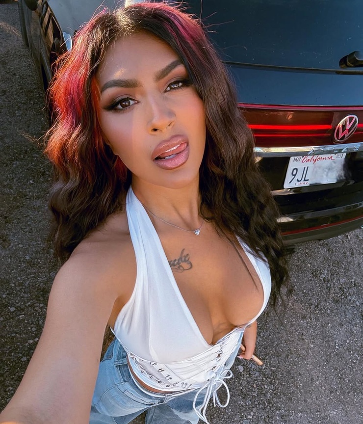 Paula DeAnda