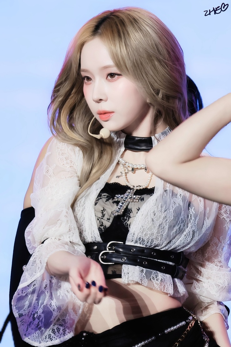 Min-Jeong Kim