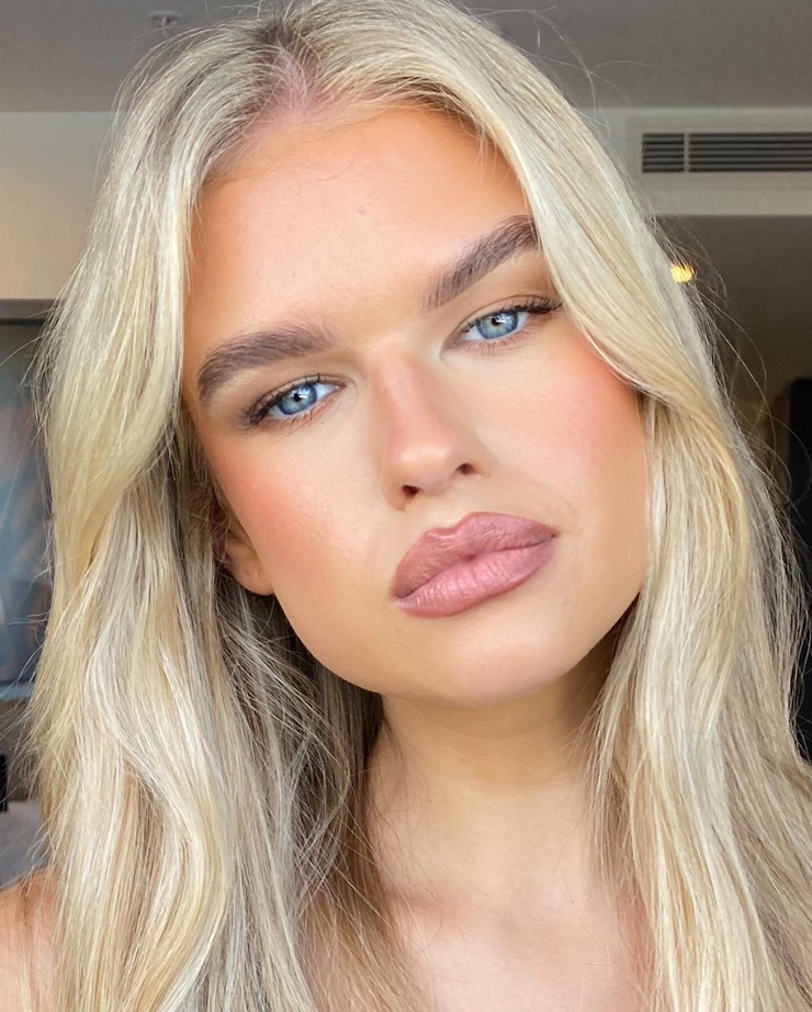 Abby Garret