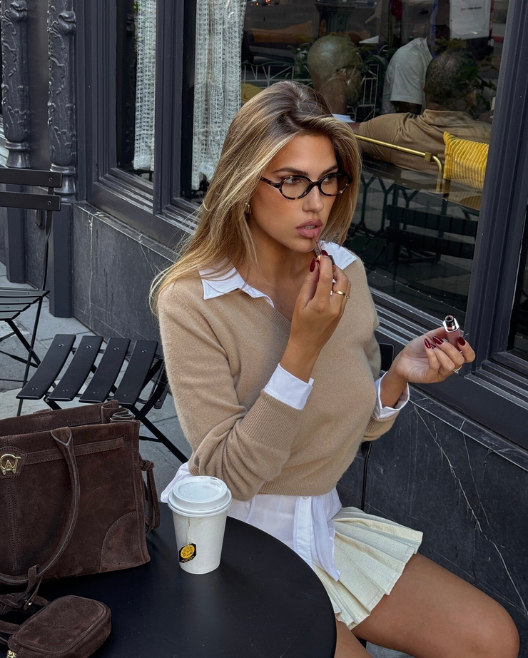 Kara Del Toro Kara Del Toro
