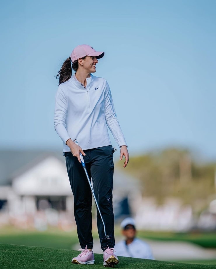 Caitlin Clark (ii)