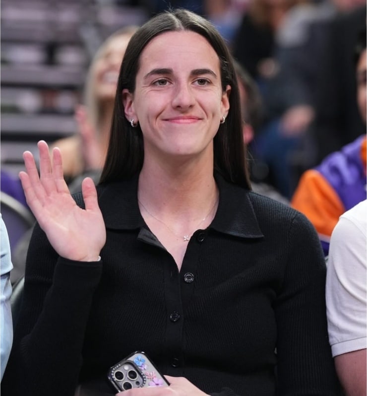 Caitlin Clark (ii)