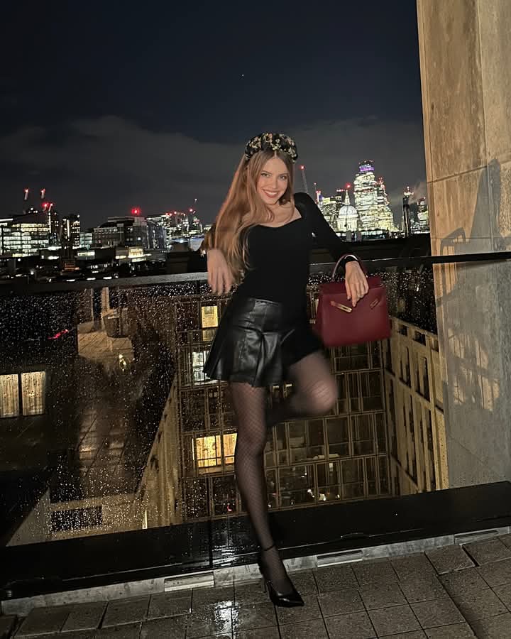 Xenia Tchoumitcheva Xenia Tchoumitcheva
