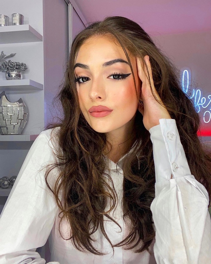 Andreea Bostanica