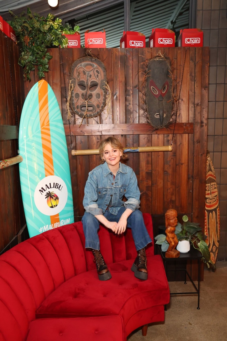 Emily Alyn Lind Emily Alyn Lind