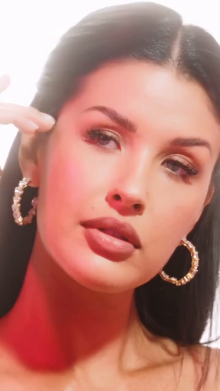 Liza Mahou
