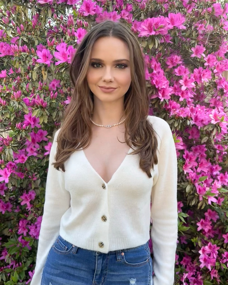 Dana Rae Johnson Dana Rae Johnson