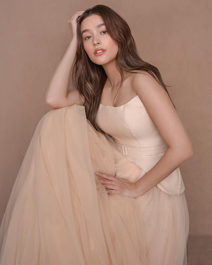 Liza Soberano