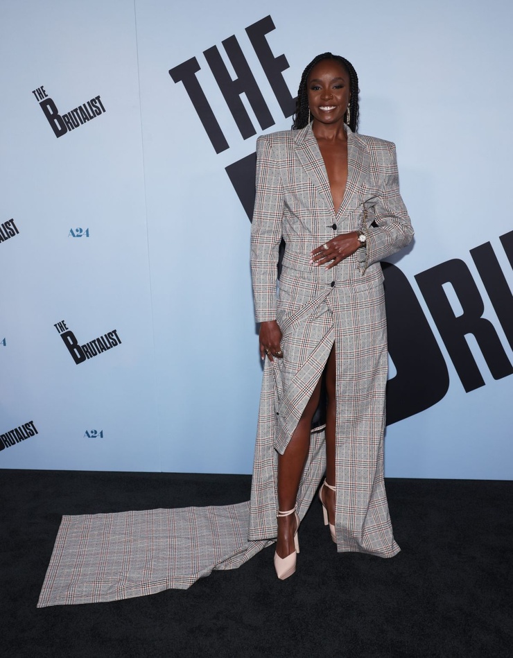 KiKi Layne