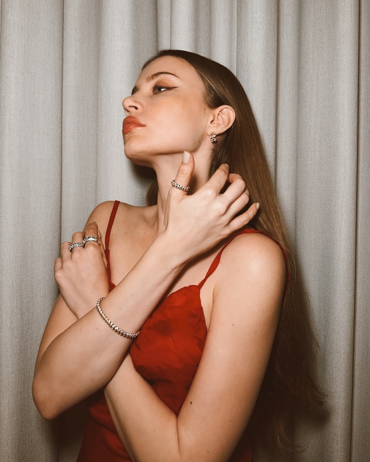 Xenia Tchoumitcheva Xenia Tchoumitcheva