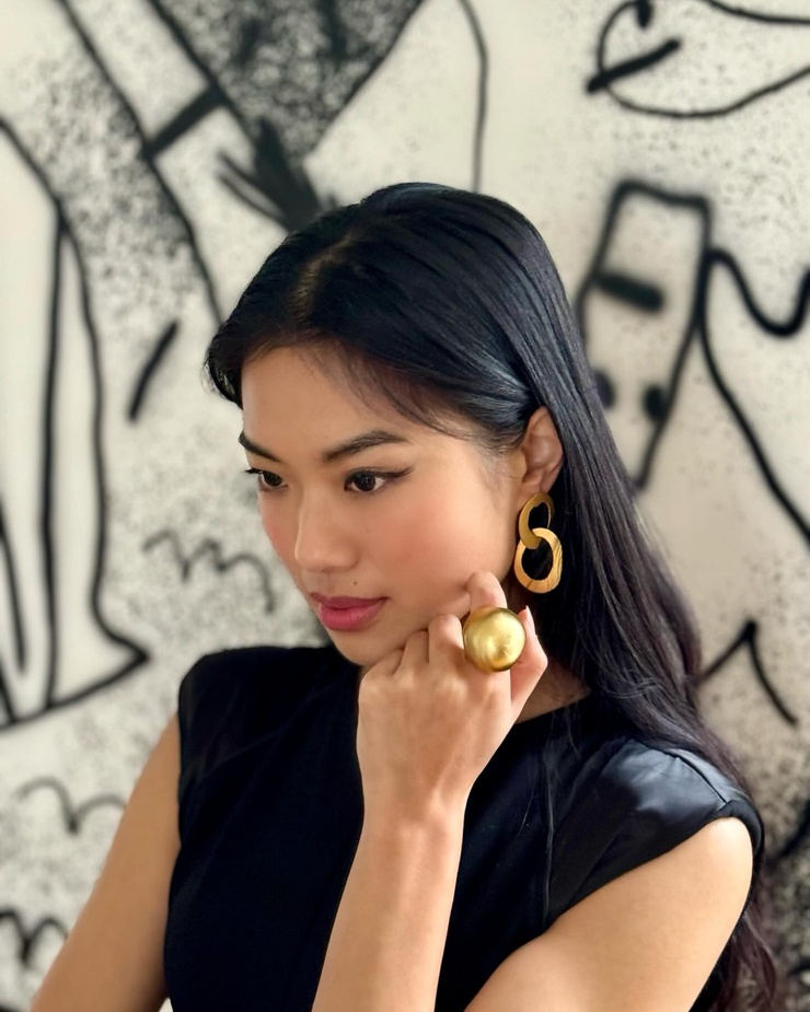 Qiyu Zhou Qiyu Zhou