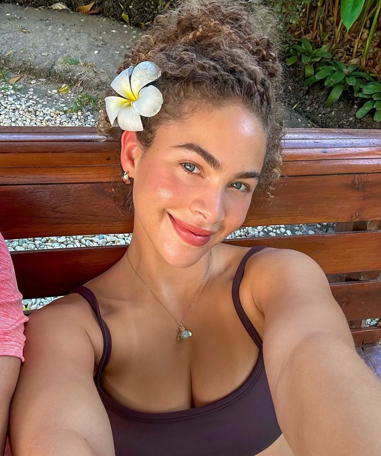 Camila Kendra